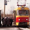 В Киеве трамвай "слетел" с рельсов
