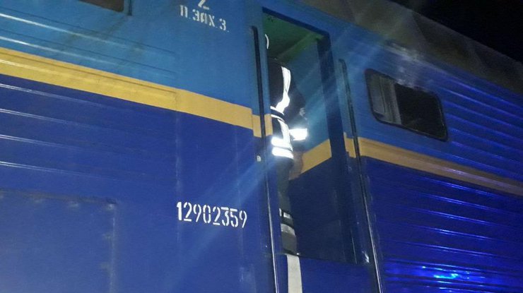 Под Киевом загорелся поезд / Фото: Информатор
