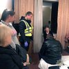 В Киеве поймали банду сутенеров (видео)