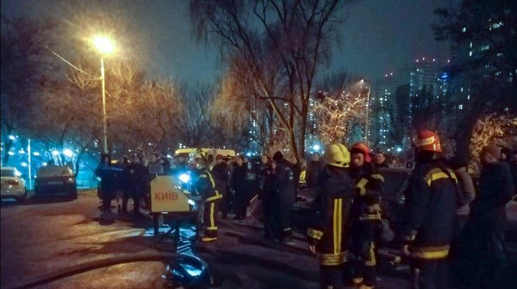 Пожар в Киеве / Фото: facebook.com/MNS.GOV.UA