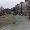 В Киеве асфальтируют Шулявский мост