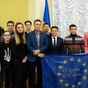 Зеленский встретился с организаторами Евромайдана