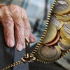 У пенсионерки жестоко отняли 30 тысяч гривен