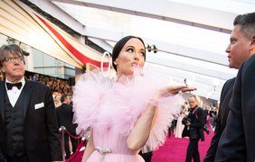 Фото: A.M.P.A.S./ Кейси Маскгрейвс гости "Оскара" запомнят благодаря неудачному розовому платью 