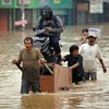 В Индонезии гибнут люди из-за сильнейшего наводнения