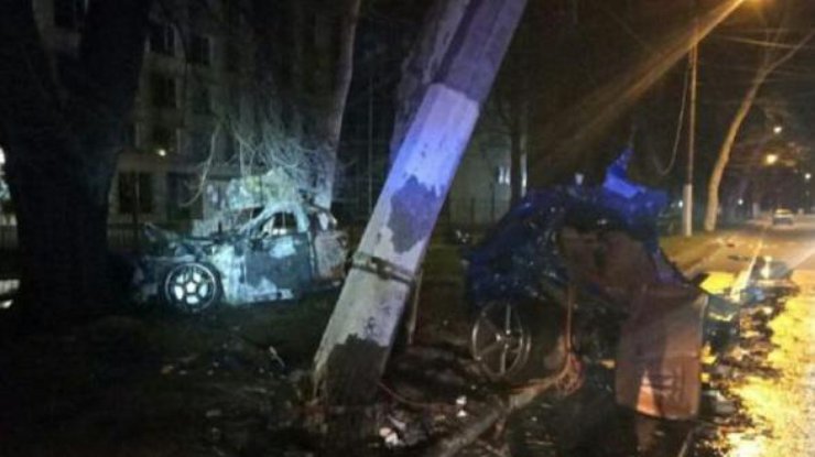Фото с места аварии в Одессе 