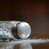 Приметы и суеверия: почему нельзя давать соль соседям