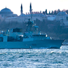 Корабли НАТО вошли в Черное море: зрелищное видео 