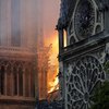 Горит собор Парижской Богоматери: Макрон прокомментировал пожар 