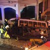 Жуткая авария автобуса с туристами: погибли 28 человек (видео)