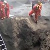 Мужчину заживо "похоронили" под четырьмя метрами щебня (видео)