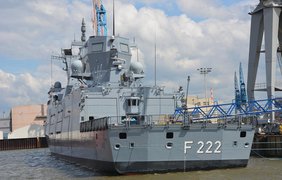 Корабли НАТО изменили курс в Черном море 