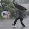 В Индии массово эвакуируют людей из-за приближения циклона