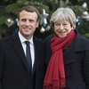 Президент Франции отреагировал на отставку Терезы Мэй