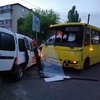 В Черкассах маршрутка столкнулась с авто, есть пострадавшие