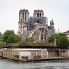 В соборе Парижской Богоматери провели первую мессу после пожара