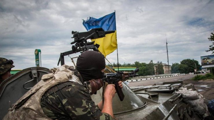 Война на Донбассе: ранен украинский военный Фото: ANNA-News