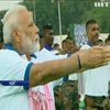 Прем'єр-міністр Індії долучився до масового заняття йогою