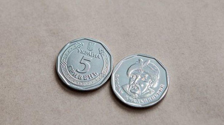 В НБУ назвали сроки ввода монет 5 и 10 гривен Фото: НБУ
