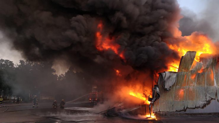 Пожар в Киеве / Фото: ГСЧС