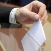 Выборы в Раду: сколько украинцев сменили место для голосования