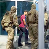 Силовики провели обыски в здании ГФС в Днепре: опубликовано видео