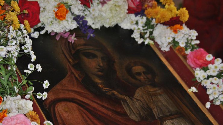 Фото: День Казанской иконы Божией Матери 