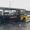В Киеве взорвалась и дотла сгорела маршрутка (видео)