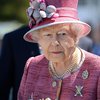 Королева Британии приостановила работу парламента