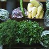 Цены на продукты: в Украине неожиданно подорожали овощи и фрукты 