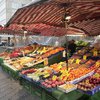 Поножовщина на рынке: в Киеве мужчина напал на продавца фруктов
