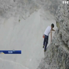 Швейцарський альпініст підкорив півкілометрову прямовисну скелю в Італії без страхування