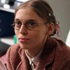 Звезда сериала "Не родись красивой" побрилась налысо в поддержку Заворотнюк - СМИ