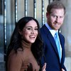 Королевский скандал: принц Гарри и Меган Маркл лишились титулов 