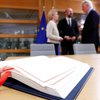 Евросоюз подписал соглашение о Brexit