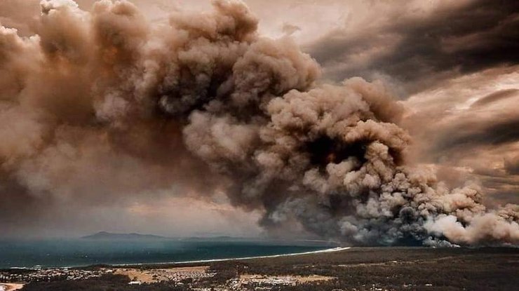 Мощные лесные пожары в Австралии