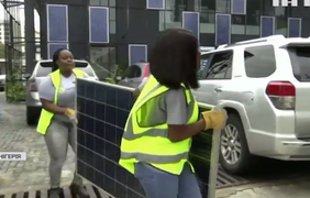 У Нігерії жінки опанували важку професію інженера-електрика