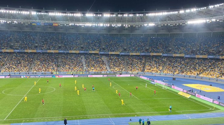 Игра на стадионе "Олимпийский" / Фото: Podrobnosti.ua