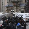 В Праге ультрас устроили массовые беспорядки (фото, видео)