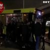 У Києві маршрутний автобус влетів у продуктовий намет
