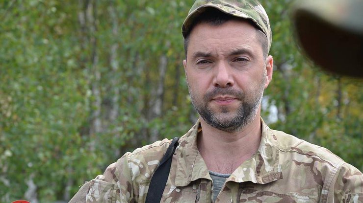 Депутаты возмущены назначением Арестовича в ТКГ и хотят заслушать его на фракции