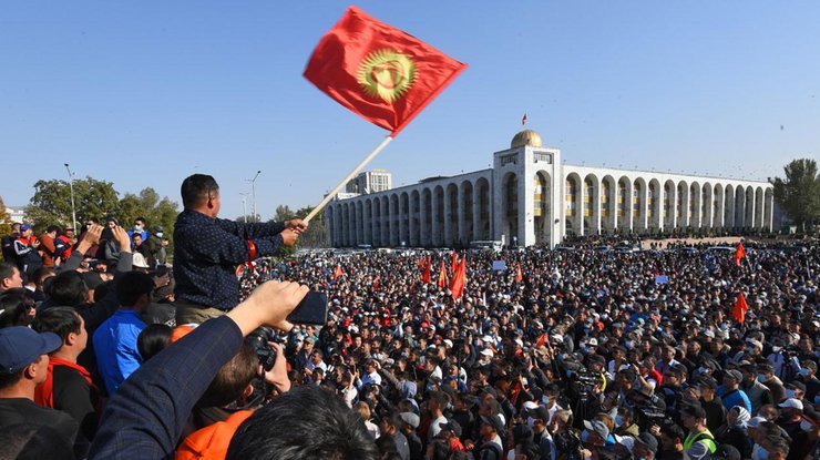 Протесты в Бишкеке/ Фото: gazeta.ru