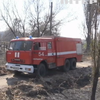 Пожежі на Луганщині: рятувальники спільно з військовими допомагають місцевим жителям
