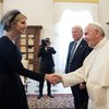 Ватикан расследует лайк Папы Римского под откровенным фото бразильской модели