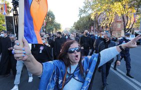 В Армении сменили четырех министров, но Пашинян остается
