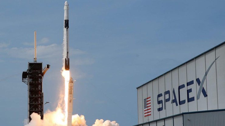 Falcon 9/ фото: Business insider 