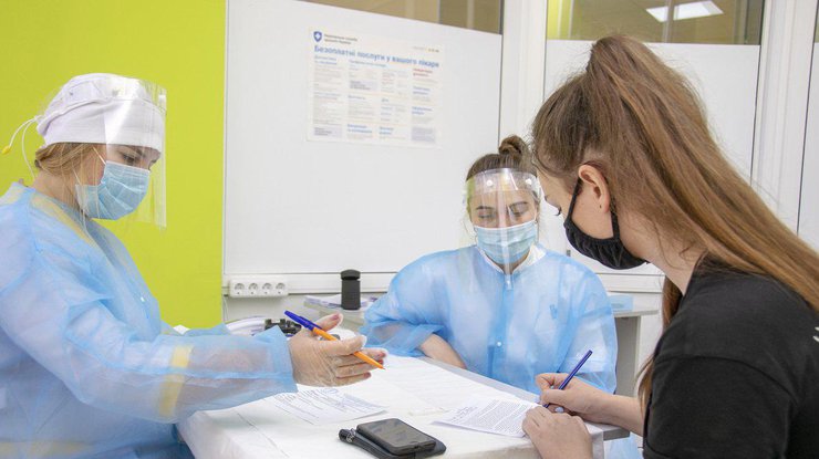 Тестирование на коронавирус/ Фото: onua.edu.ua