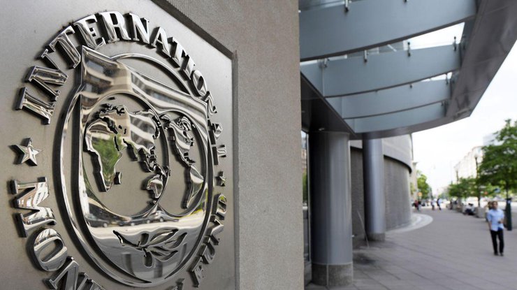 МВФ пообещал Украине $5 млрд, перечислил $2,1 млрд