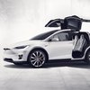 Tesla отзывает электромобили из-за "отлетающих" крыш
