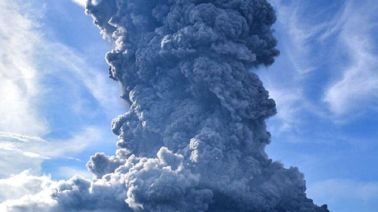 Вулкан Левотоло/ фото: 24tv.ua